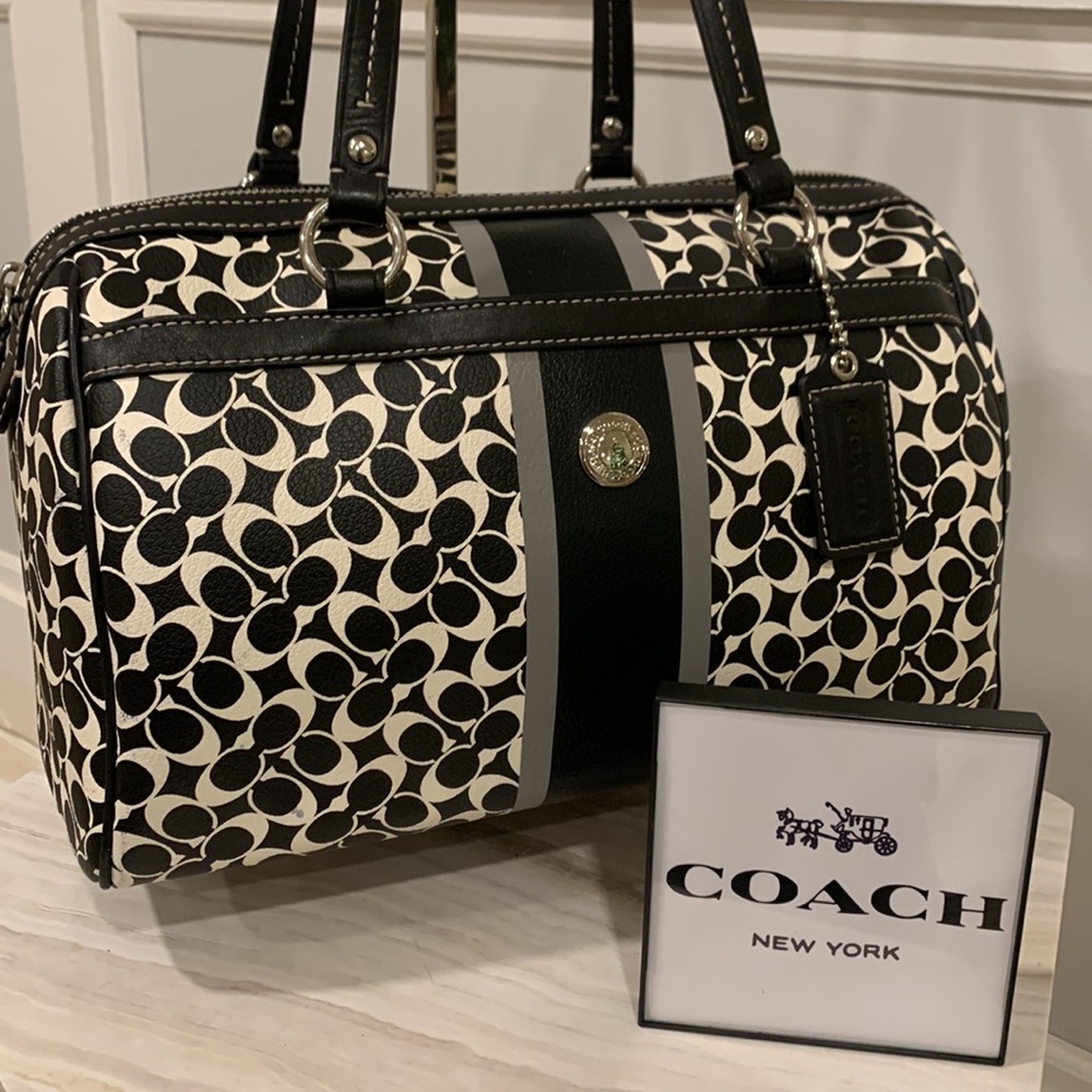 Coach Vintage Speedy Duffle Signature Satchel Bag
